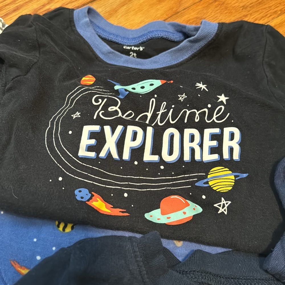Assorted Kids Pajama Set - Picture 3 of 6